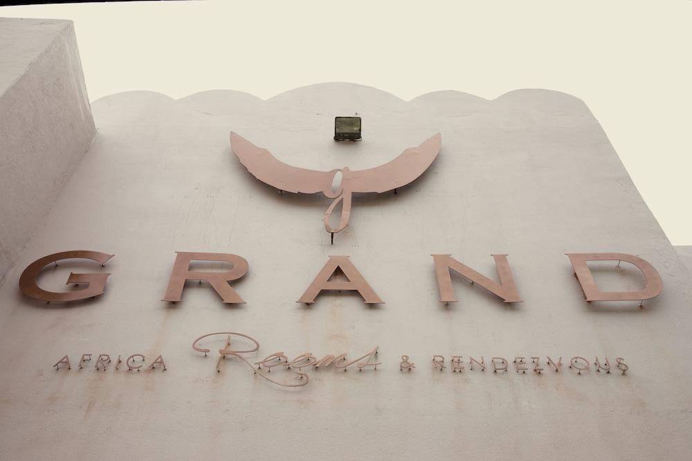 Grand Africa Rooms & Rendezvous Plettenberg Bay Esterno foto